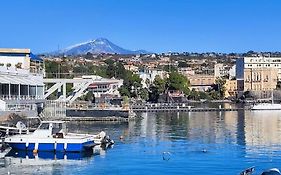Ognina Marina Gem